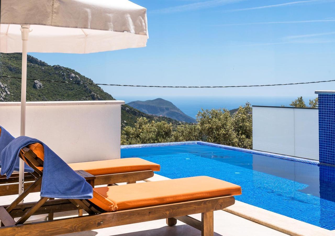 Villa 1 Sleeps 2 Honeymoon Isolated Infinity-Villa Orkide Uzumlu  Dış mekan fotoğraf